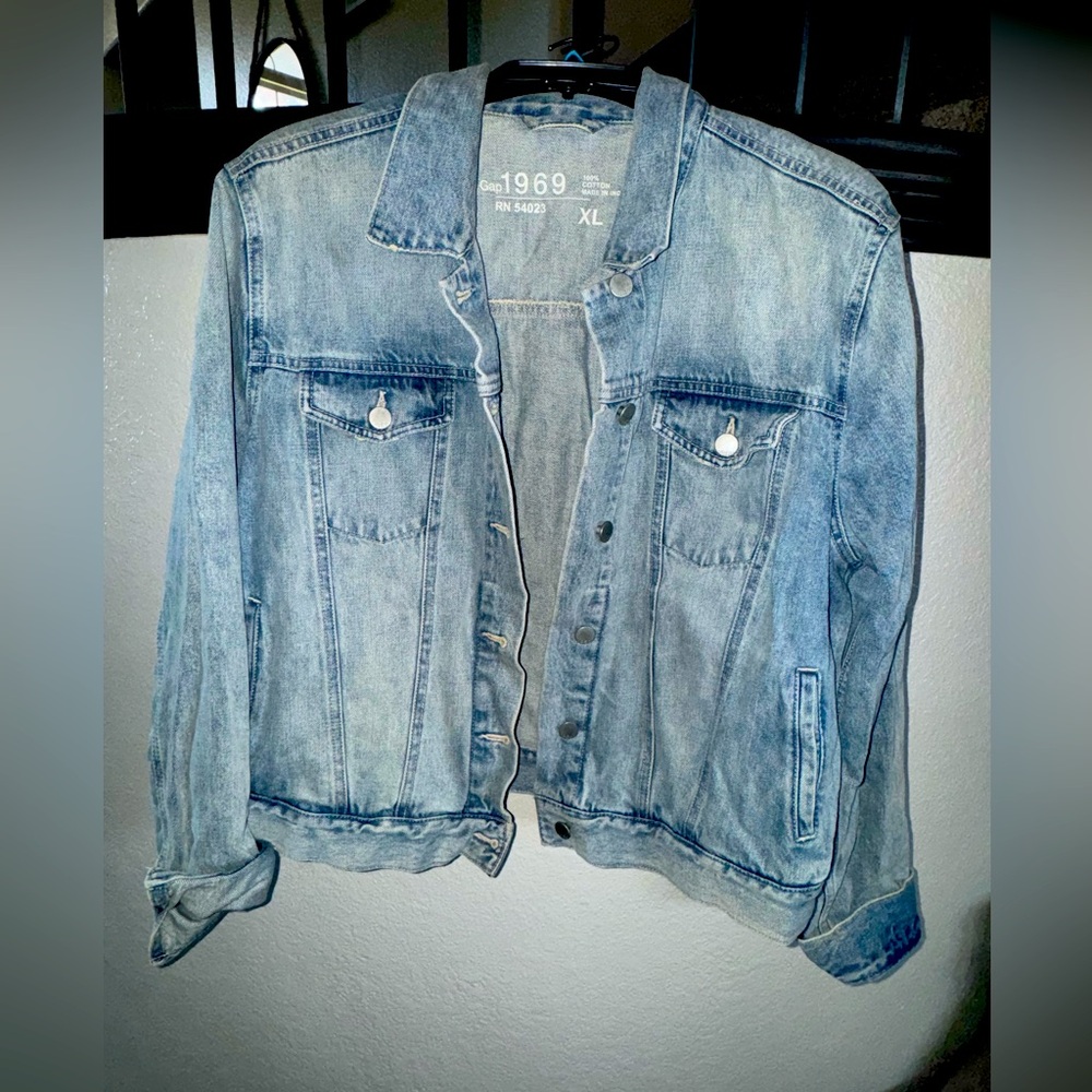 Blue Jean jacket, brand Gap size XL